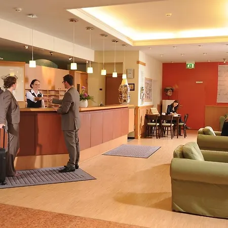 Martas Lutherstadt 3*